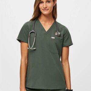 Figs moss scrubs set
